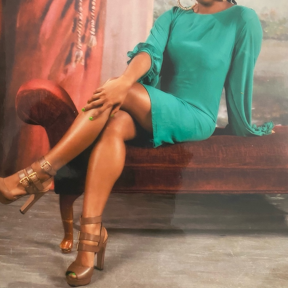FOREVER 21 Long Sleeve Green Dress